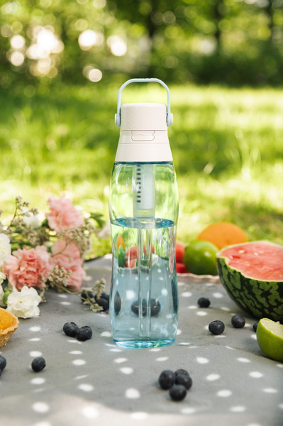 Butelka Filtrująca Aqualogis Aqua&Go Tritan – Niebieska 750ml